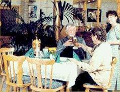 Gasthaus & Hotel Zur Linde Friedrichroda Dış mekan fotoğraf